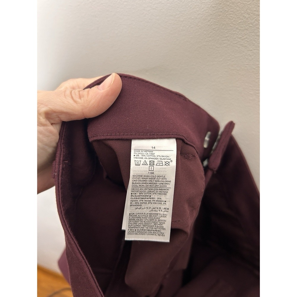 Old Navy High Rise Pixie Women's Wine Burgundy Career Pants Size 14 New NWT - Picture 7 of 7
